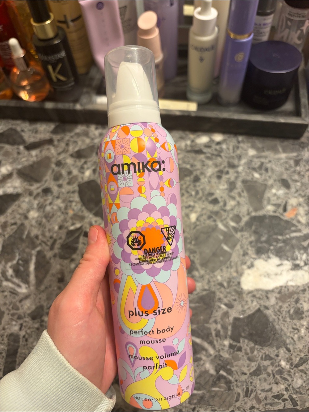 Amika Mousse